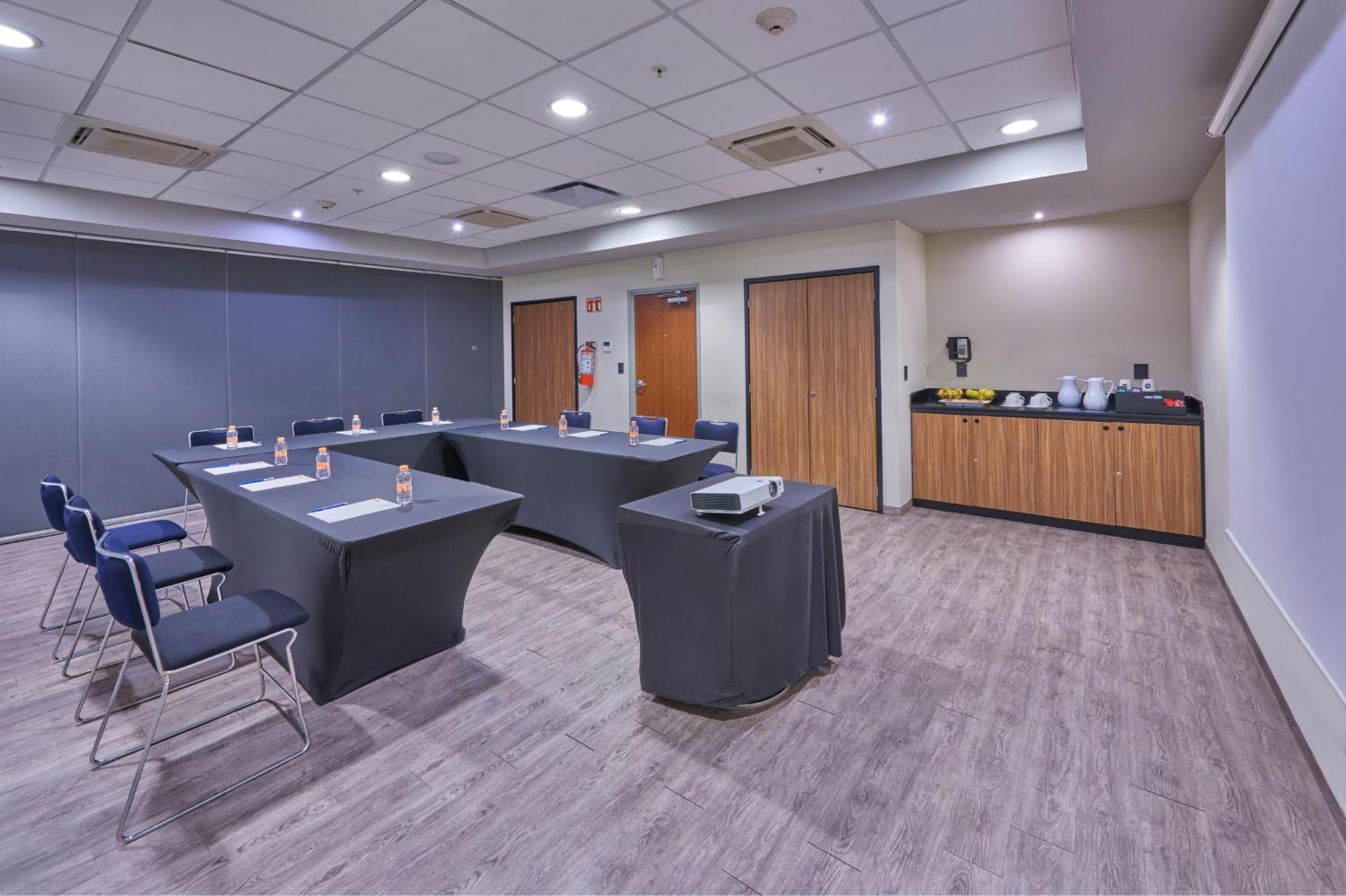 City Express By Marriott San Luis Potosi Zona Universitaria Luaran gambar