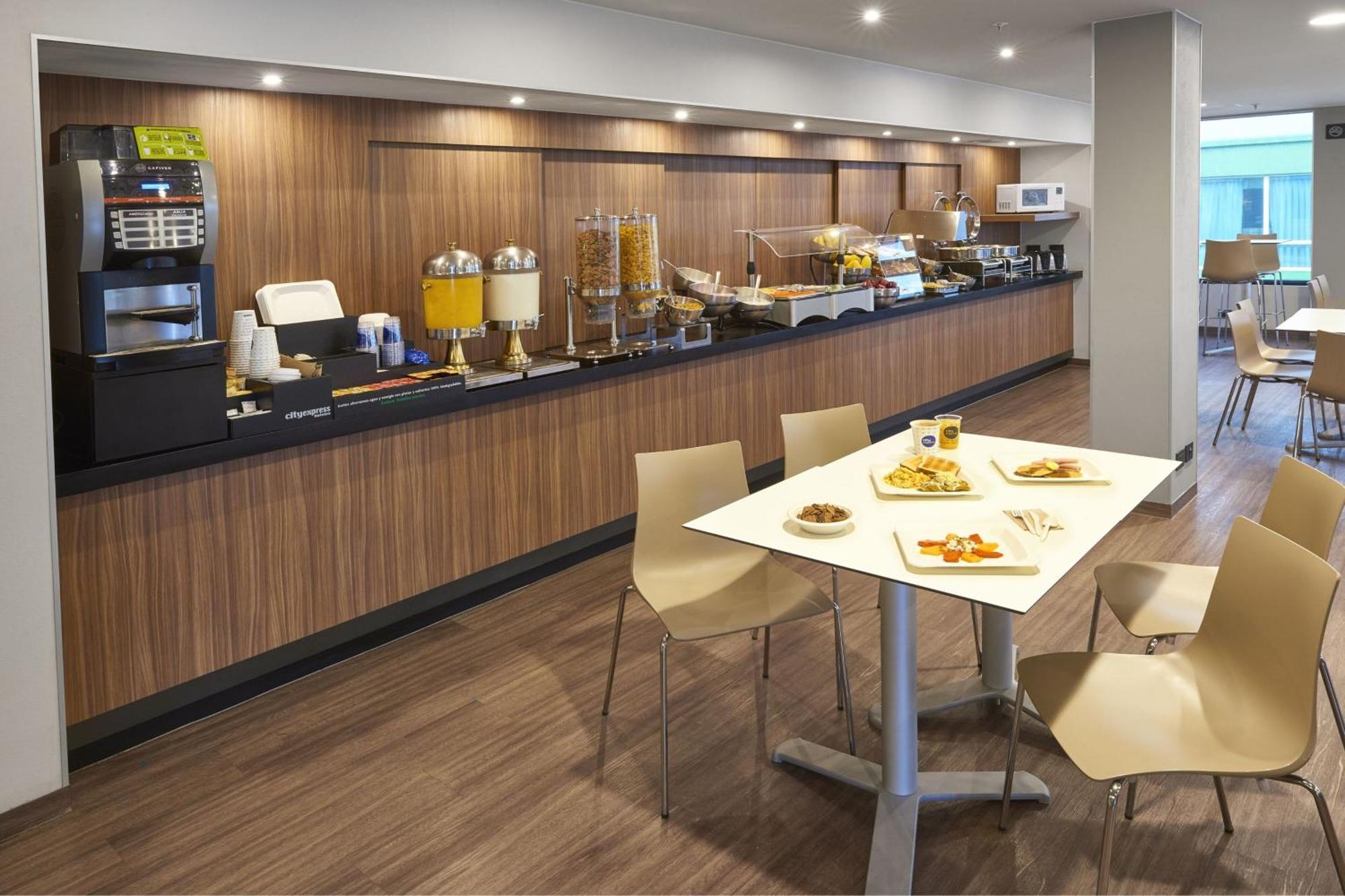 City Express By Marriott San Luis Potosi Zona Universitaria Luaran gambar